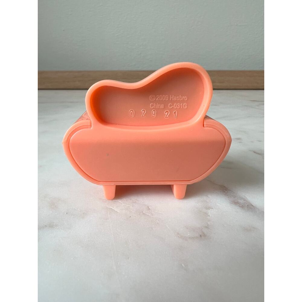 Littlest Pet Shop Oven Humble Pie Bakeshop Replacement Part Toy - Picture 4 of 6